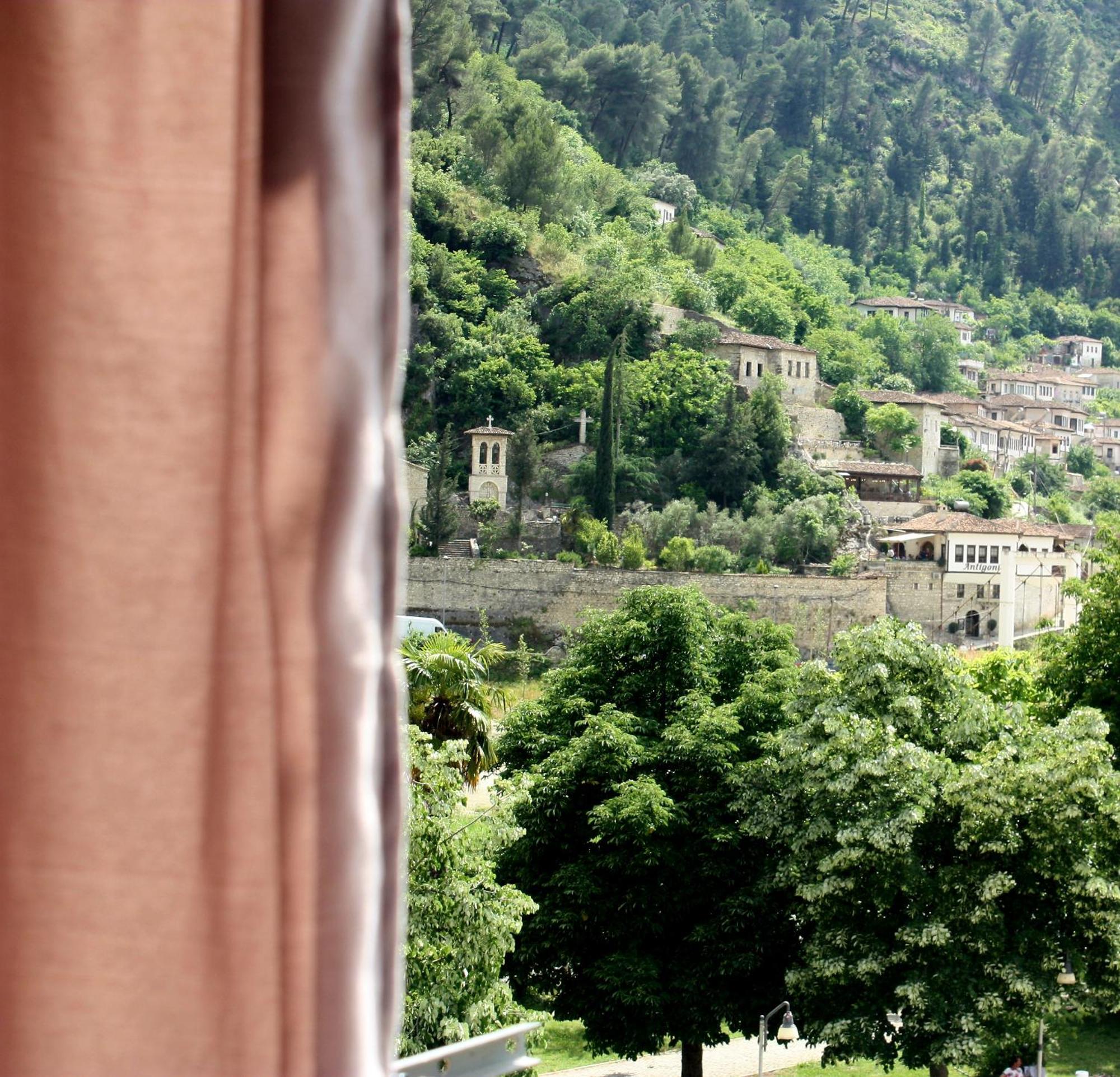 Magda Studio In Berat Center 外观 照片