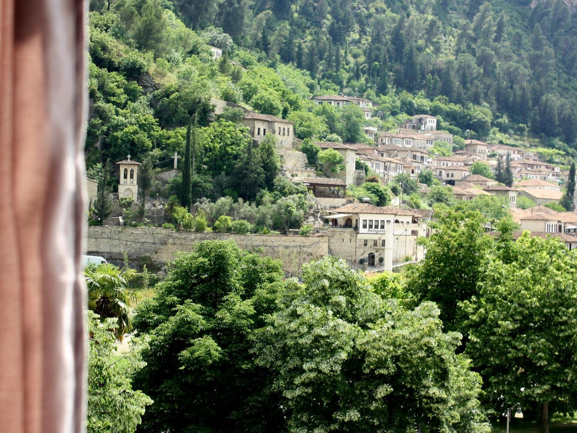 Magda Studio In Berat Center 外观 照片