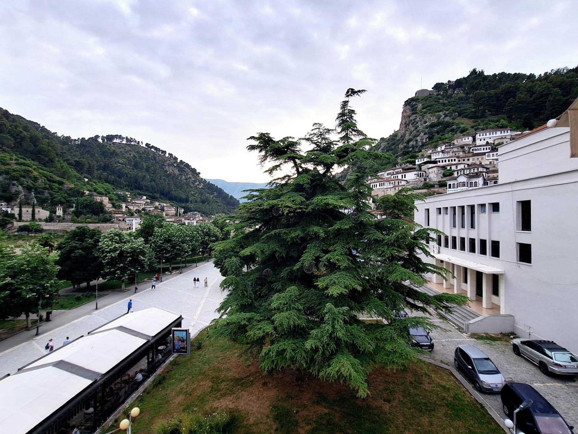 Magda Studio In Berat Center 外观 照片